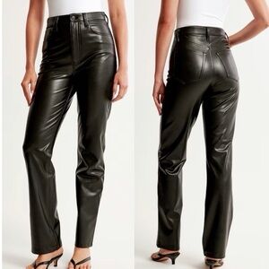 Abercrombie&Fitch Black 90s Straight UltraHigh Rise Vegan Leather Pants sz 30/10